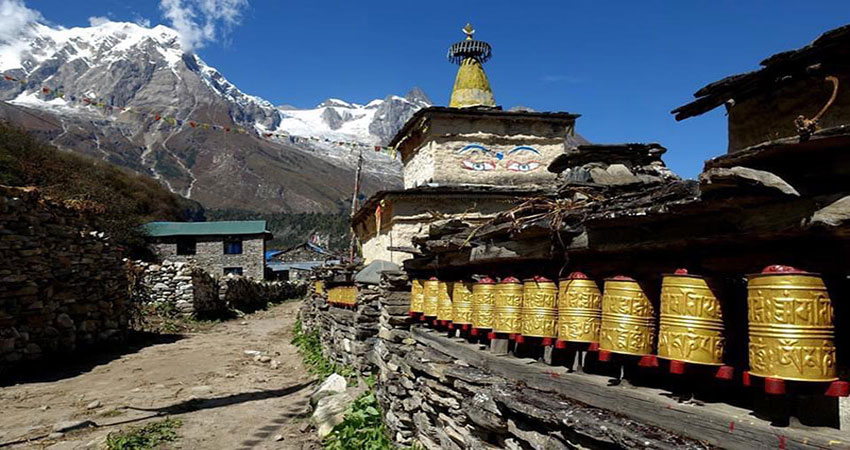 15 Days Manaslu Circuit Trek